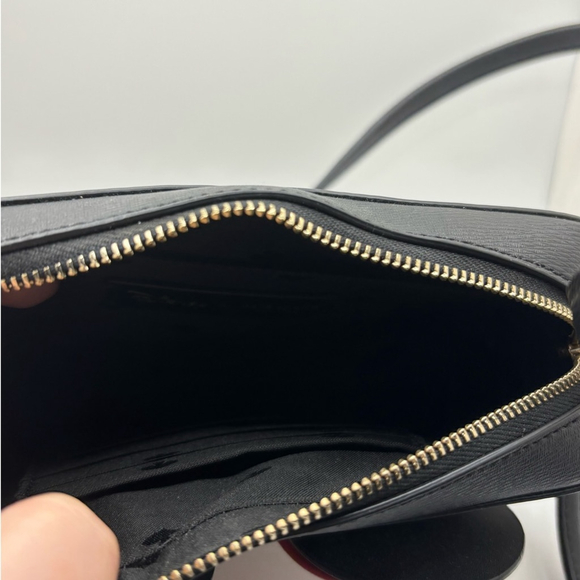 Kate Spade X Disney Minnie Mouse Polka Dot Crossbody Camera Bag- NWOT - Picture 8 of 9